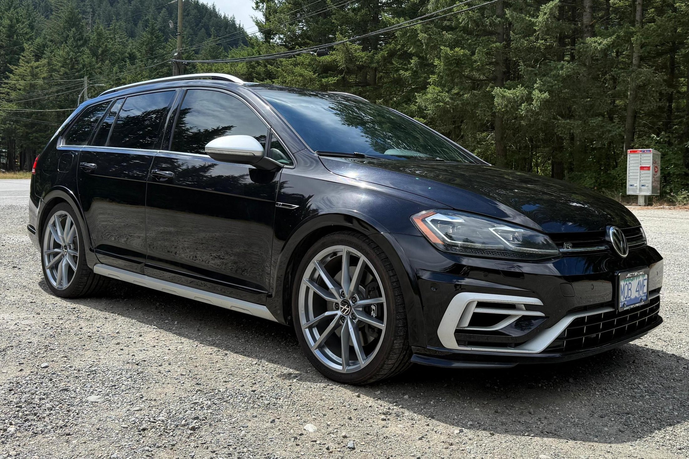 Someone Stuffed a 522-hp Golf R Into a 2019 Alltrack Wagon