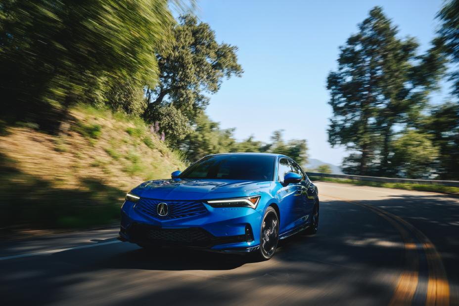Acura Priced the 2026 Integra 6MT at $39,200 and Kept the Clutch