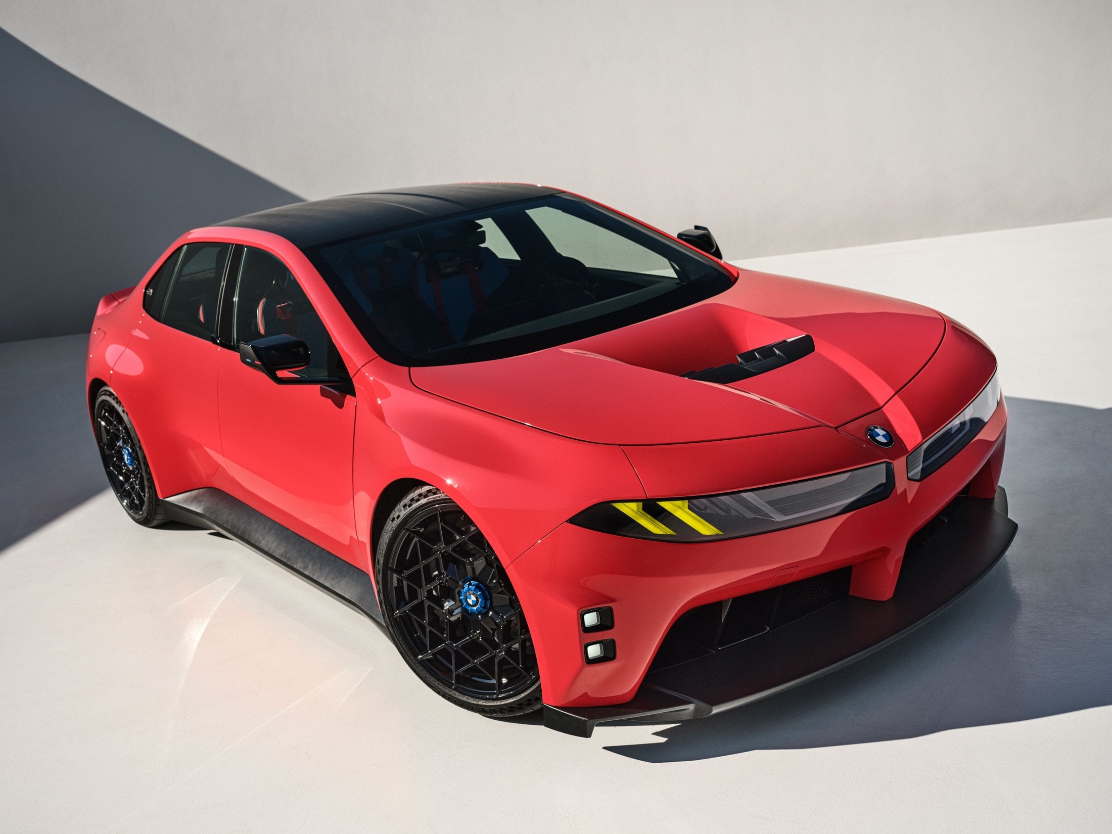 BMW Showed the M Concept Neue Klasse With Four Motors and Still Will Not Price It