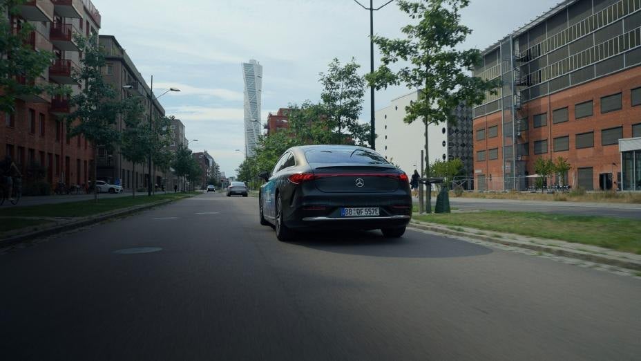 EQS solid-state test car arriving in Malmö