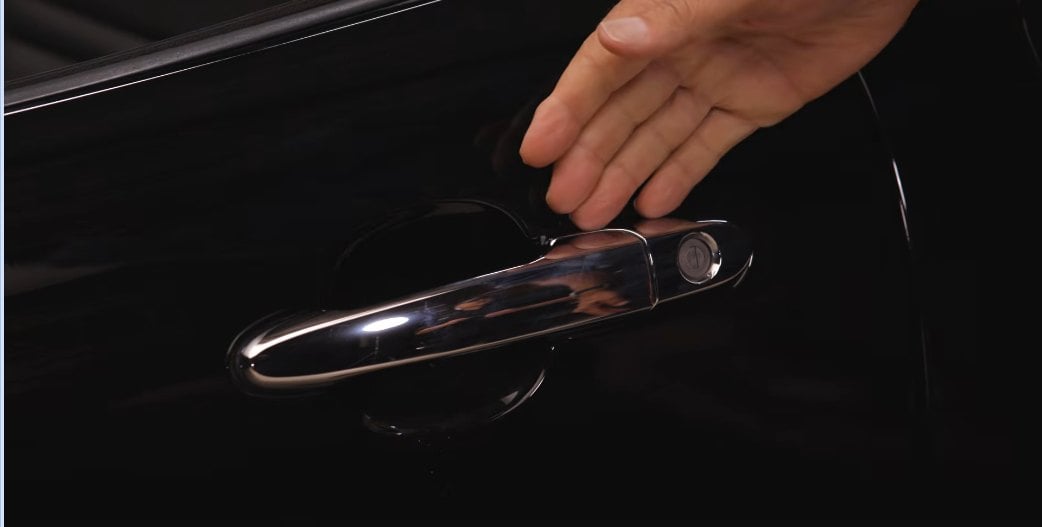 The parts-bin door handle on Franz von Holzhausen's Pontiac Solstice