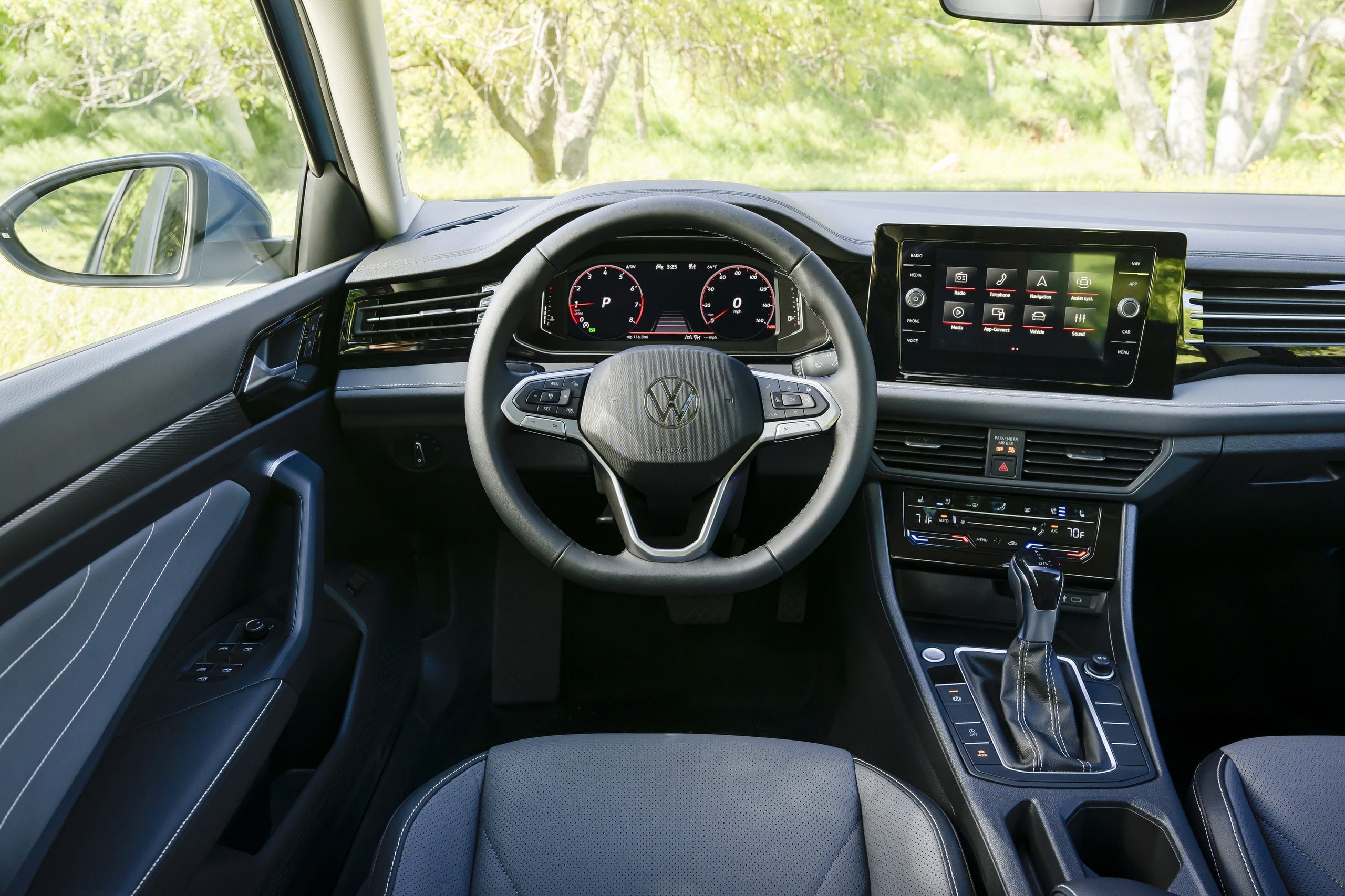 Official VW photo of Jetta Digital Cockpit and 6-speed manual
