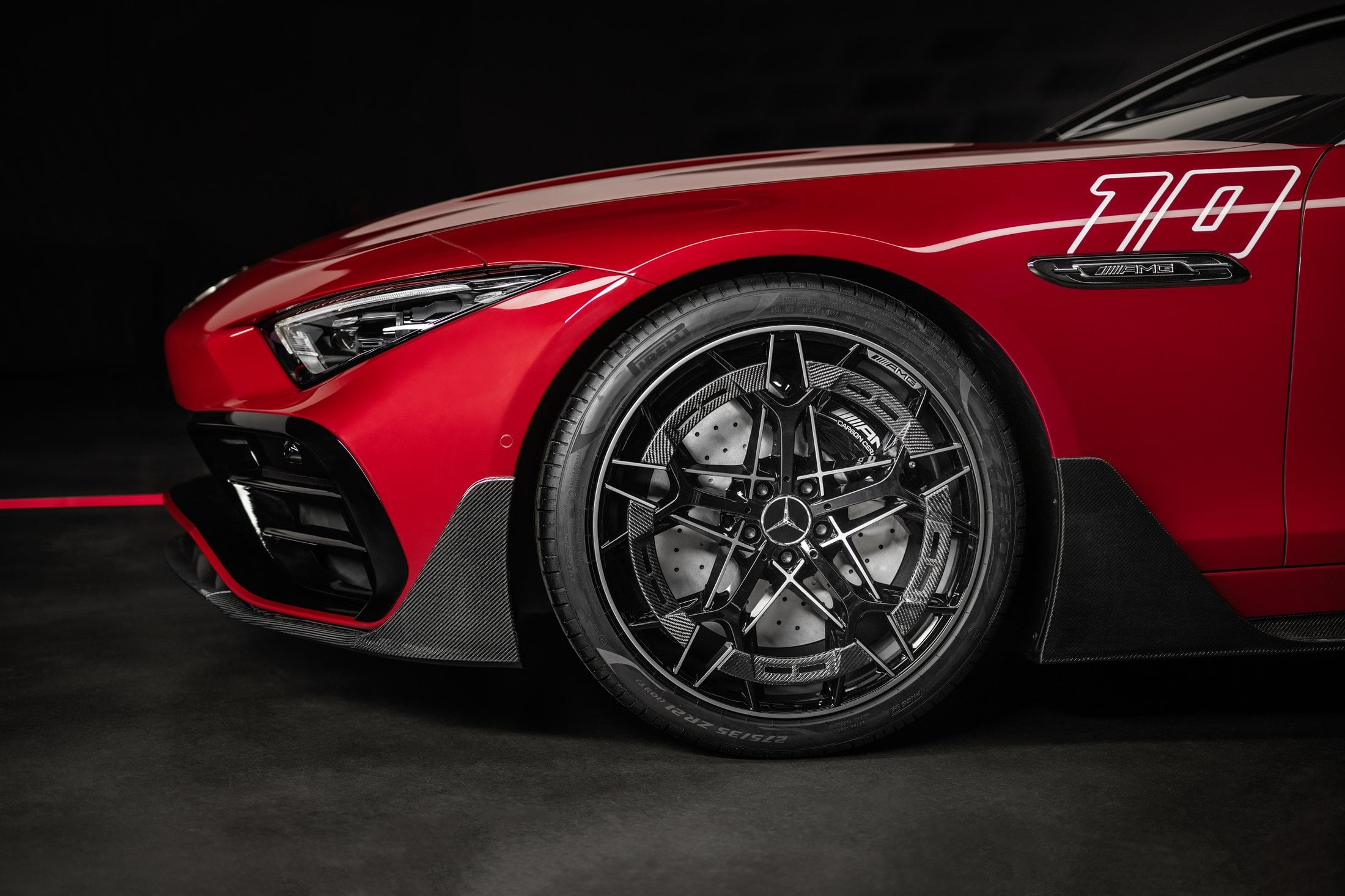 Official Mercedes-AMG photo of the Concept PureSpeed front wheel, carbon cover, and Targa Florio number 10
