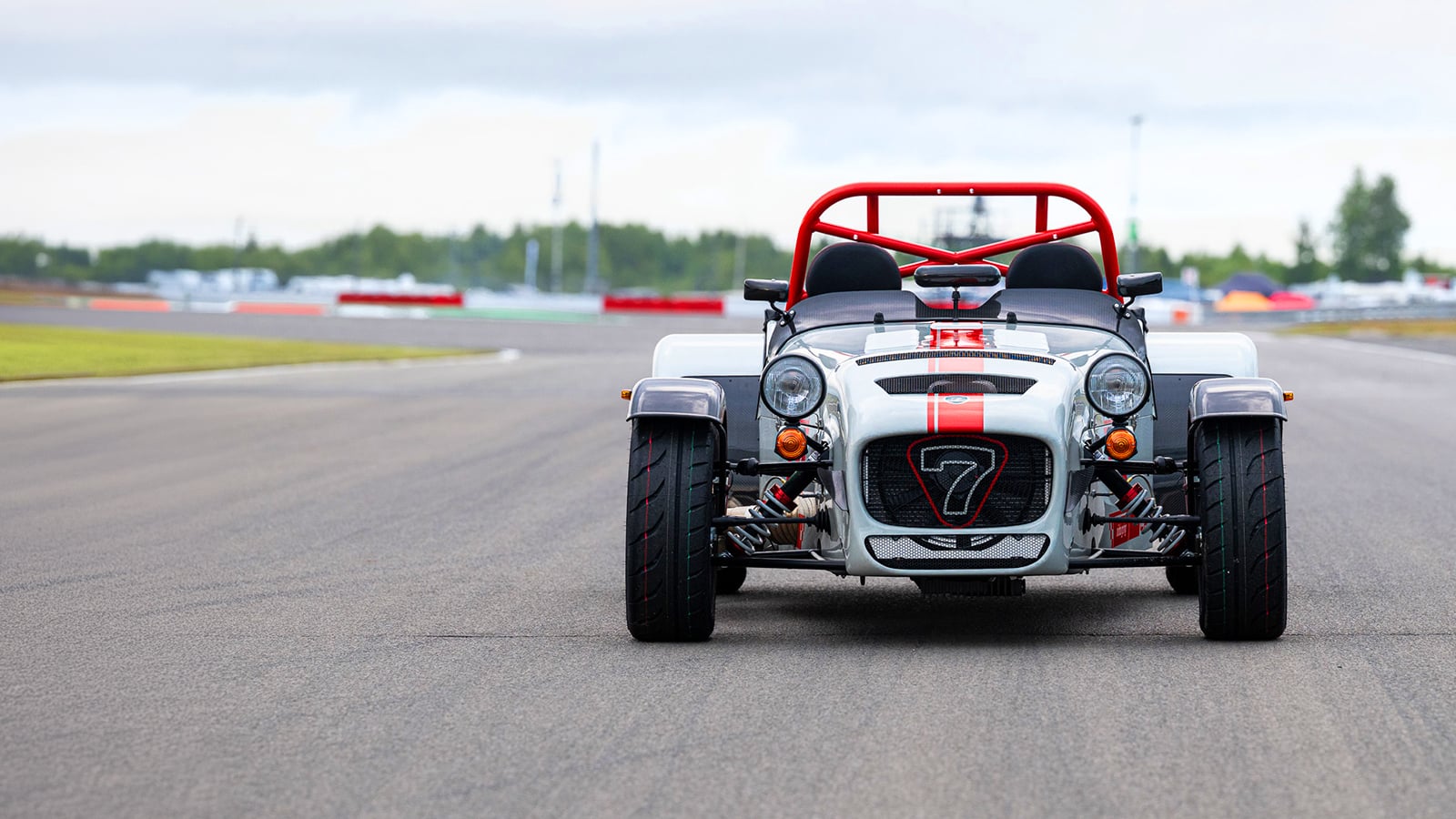 Caterham Priced the 2026 Seven 420 Nürburgring Edition at £48,995 and Kept Only the Clutch