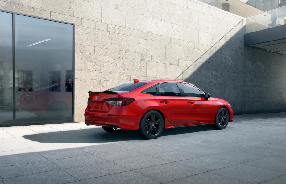 Official Honda photo of the 2026 Civic Si from the July 2026 production-pause release